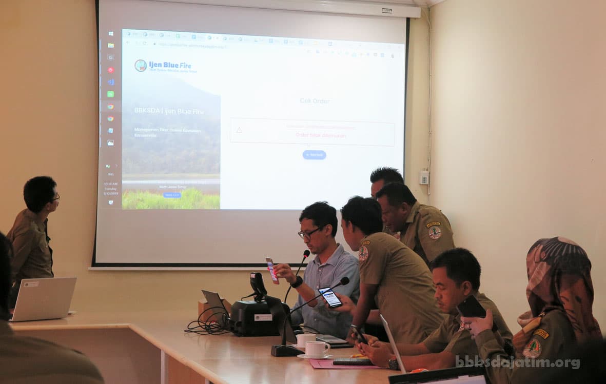 BBKSDA Jatim Latih Operator Tiket Online