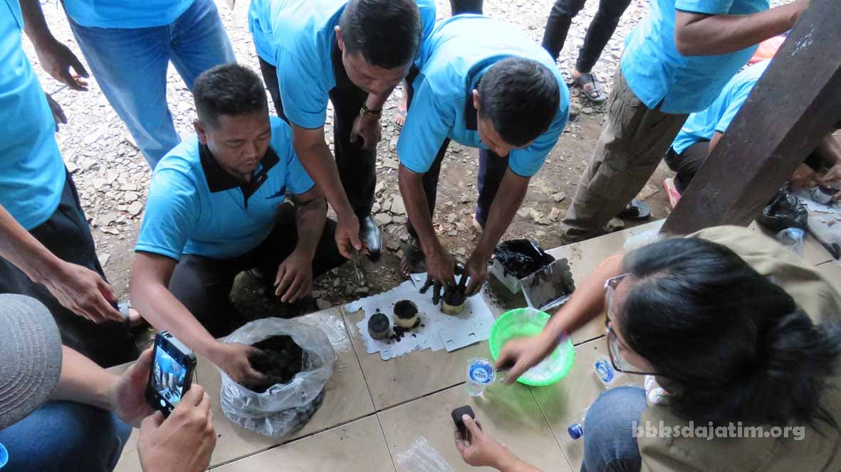 Pelatihan Inovasi Gahkarhutla Bagi MPA Di Pasuruan - Thumbnail 1