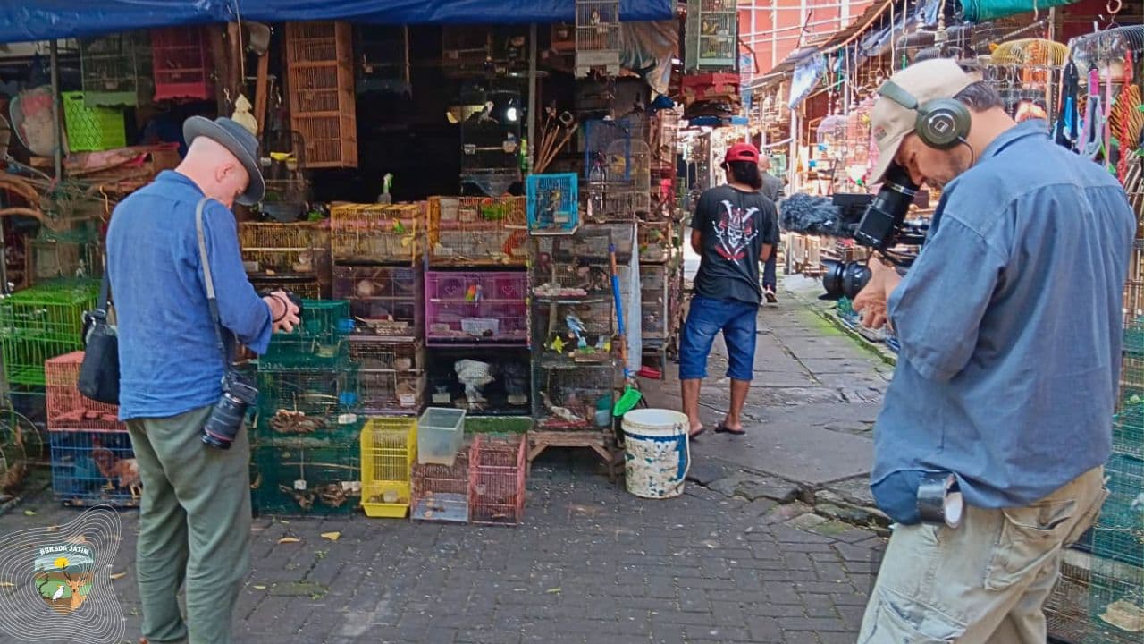 Merekam Bratang, Antara Tradisi, Pasar Sepi, dan Pesan Konservasi