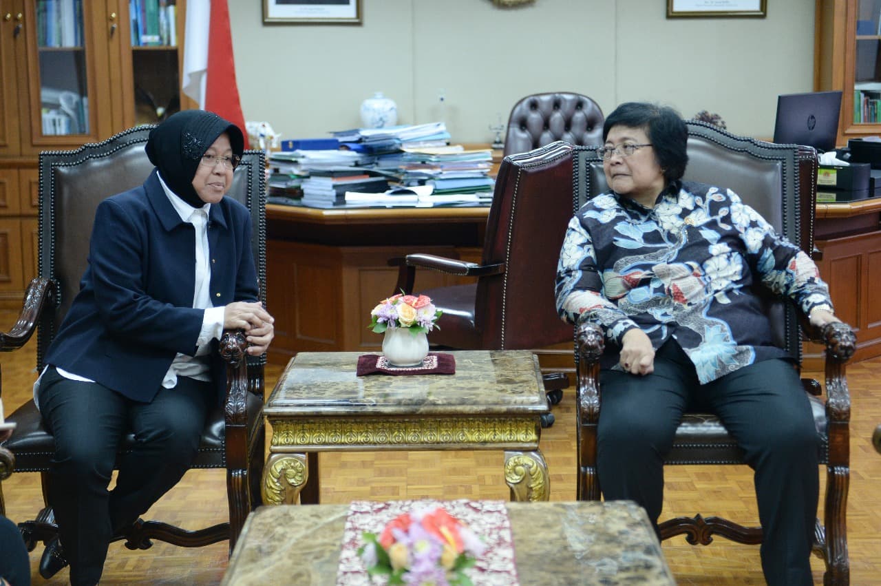 Pujian Netizen untuk Dua Wanita Hebat Indonesia