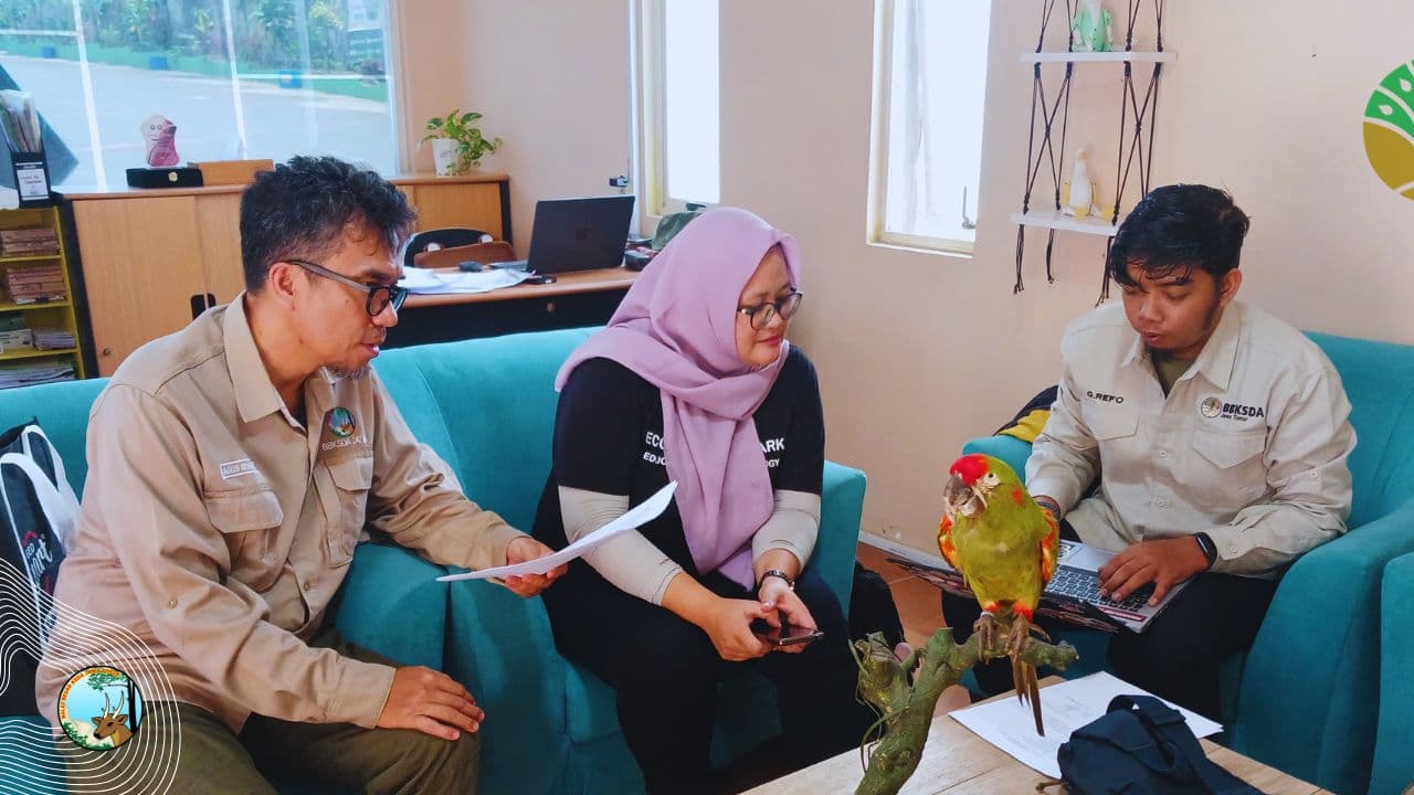 Menjaga Harmoni Kerja, Fleksibilitas Kerja di BBKSDA Jatim dalam Bayang-Bayang Hidupan Liar - Thumbnail 1