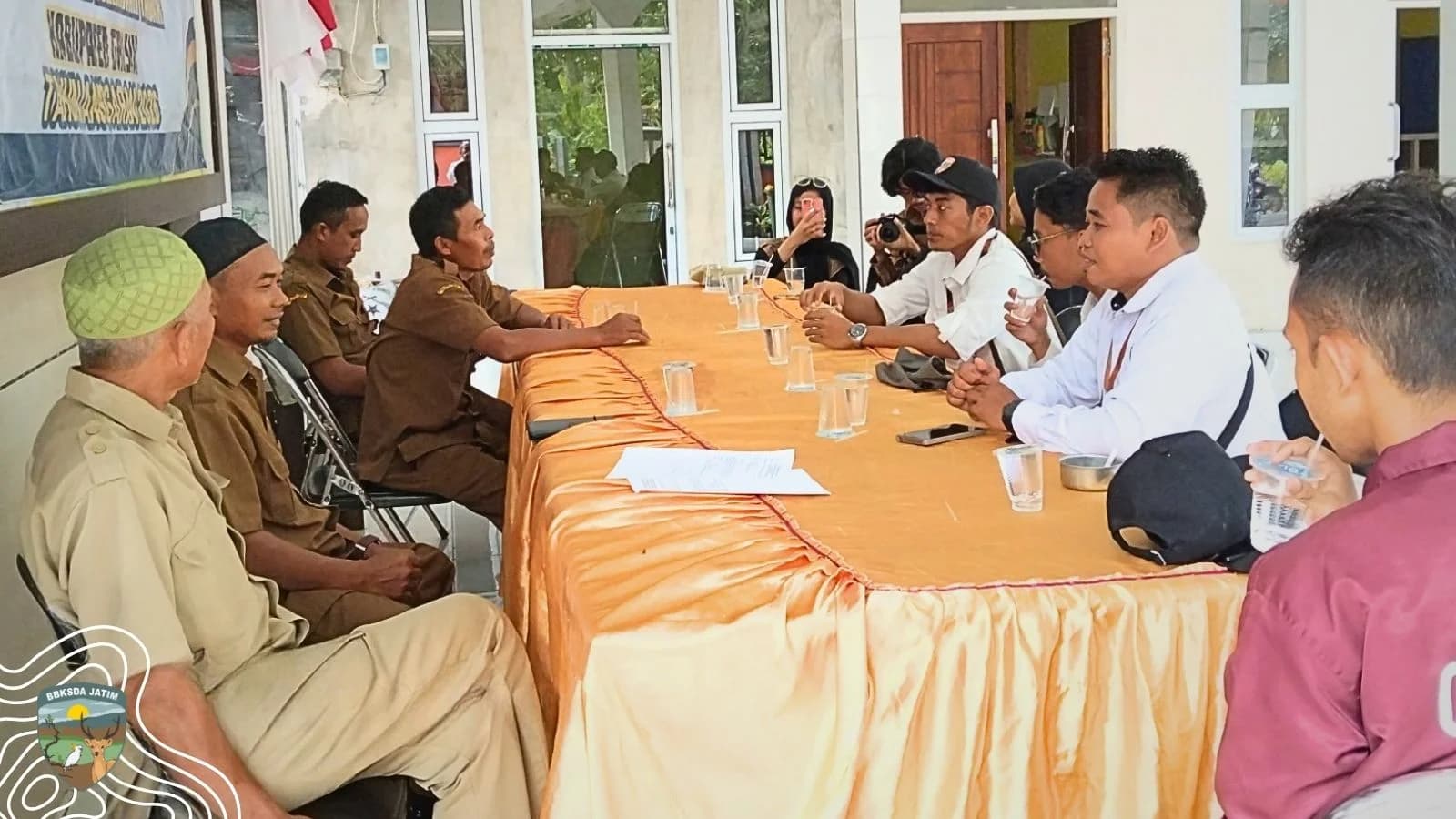 Menanam Porang, Menahan Konflik: Uji Coba Jalan Tengah di Penyangga Kawasan Suaka Alam Pulau Bawean
