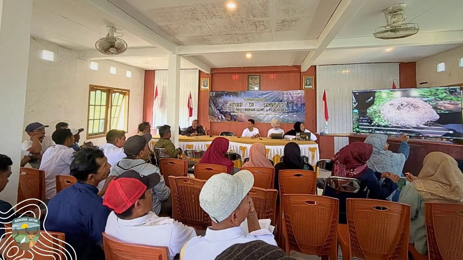 Ikhtiar BBKSDA Jawa Timur, Yayasan Binaya Foundation, dan Masyarakat Membangun Zona Penyangga Satwa Liar di Bawean