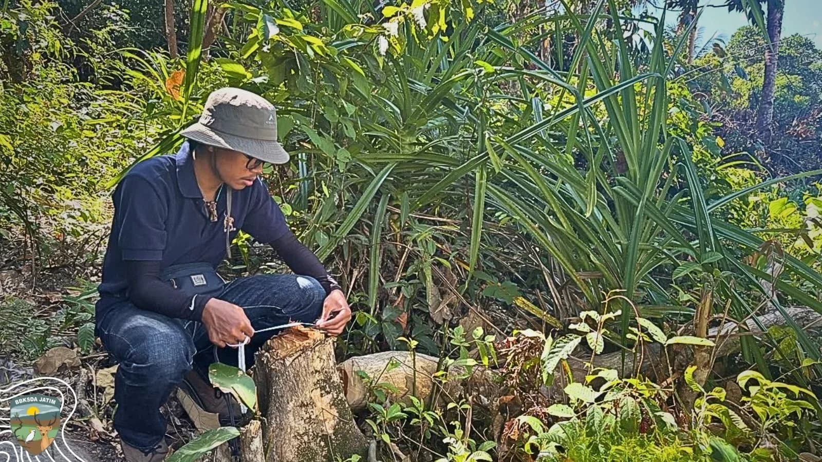 Merawat Kepercayaan, Menjaga Batas Tepian Suaka Margasatwa Pulau Bawean