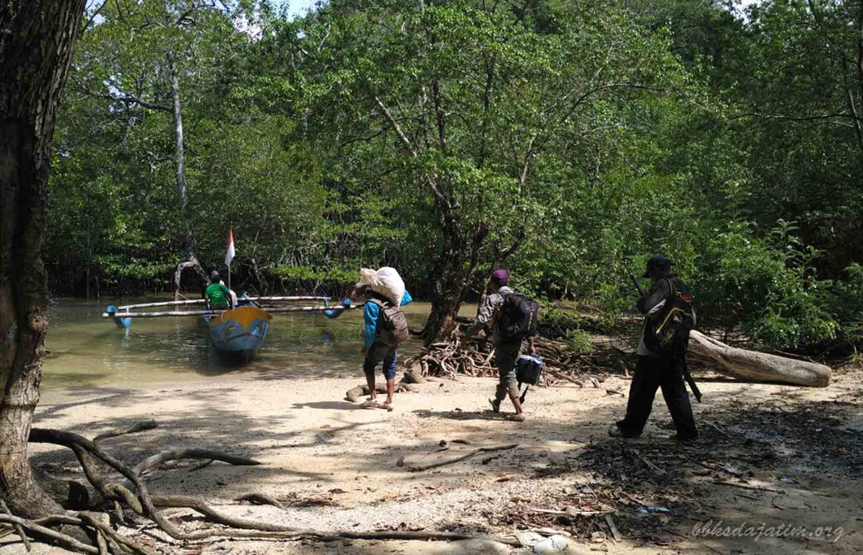 Kembali, Petugas Gagalkan Wisatawan Ke Sempu
