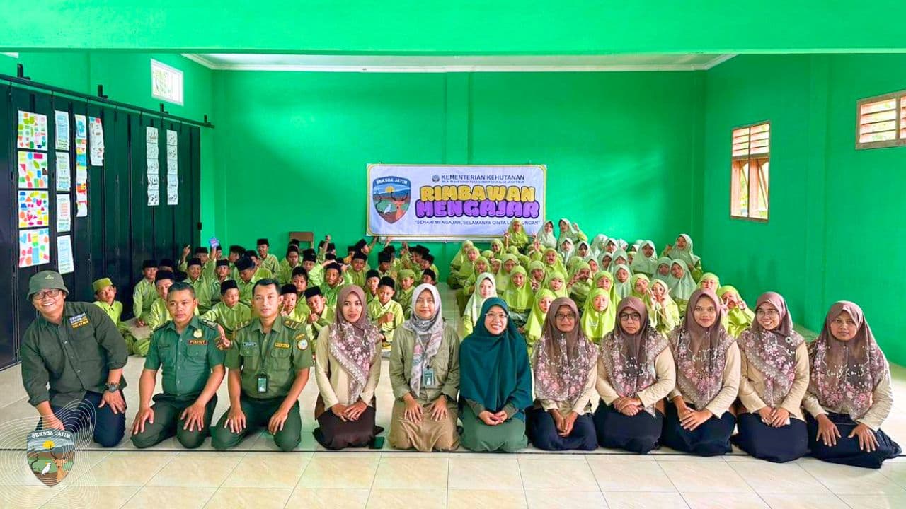 Rimbawan Mengajar Sambangi Madrasah Ibtidaiyah Islamiyah Dermojayan
