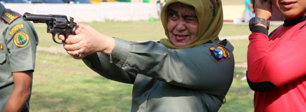 uji menembak